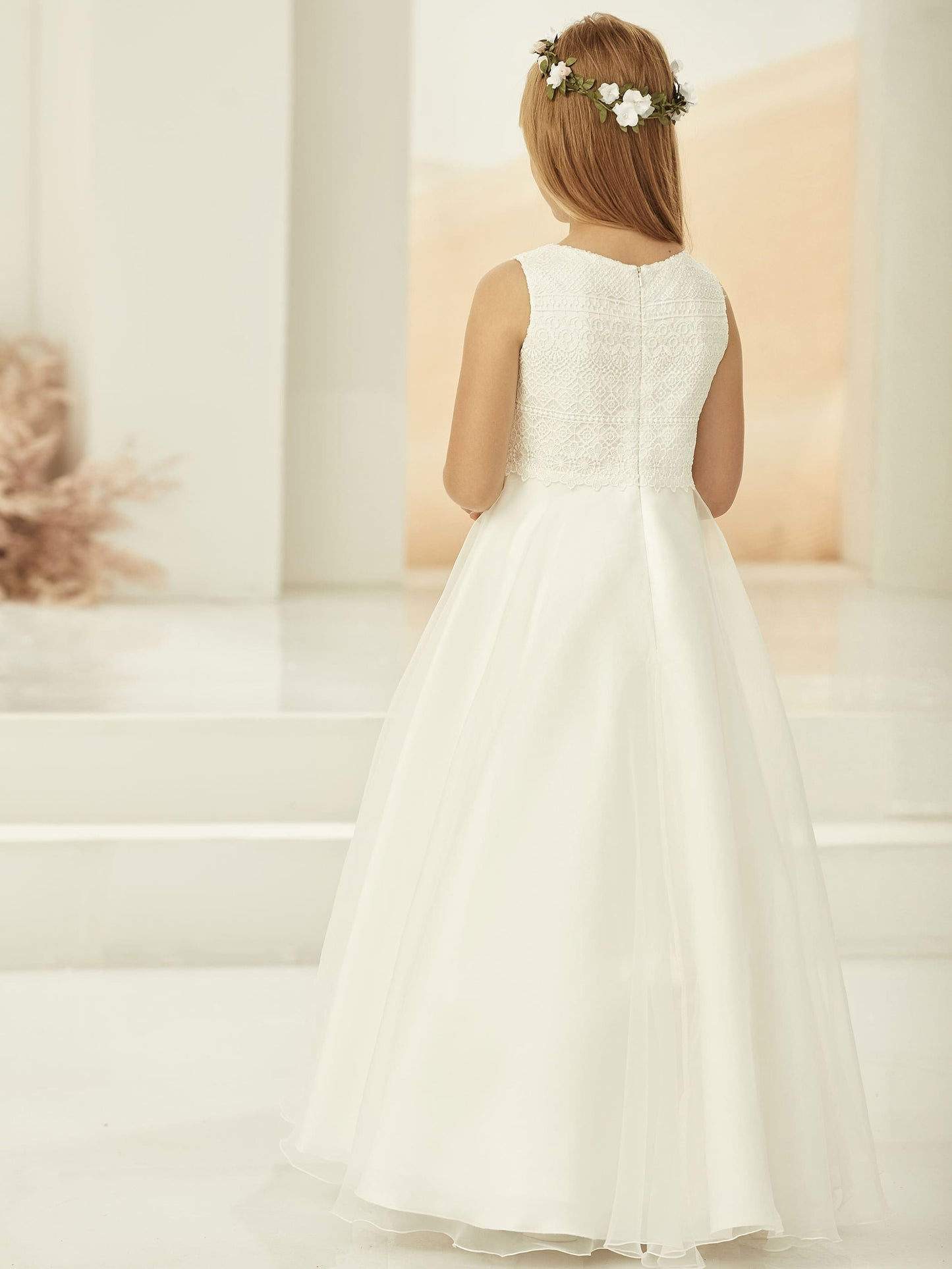 Chloe Style - Ivory Lace First Communion Dress: Elegant Tulle Flower Girl Gown